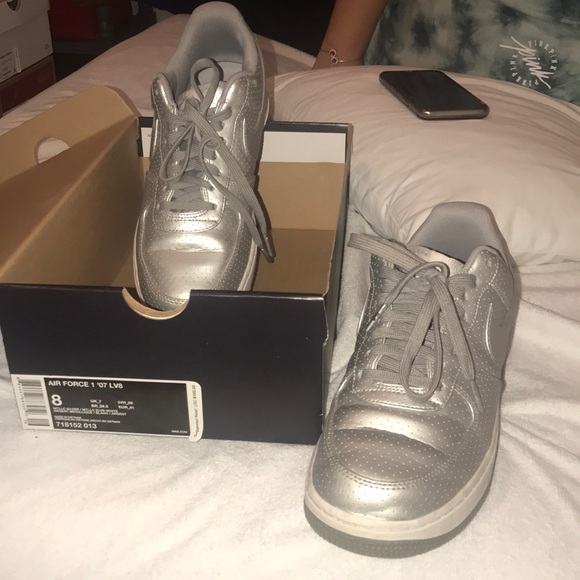 Air Force - Picture 3 of 3